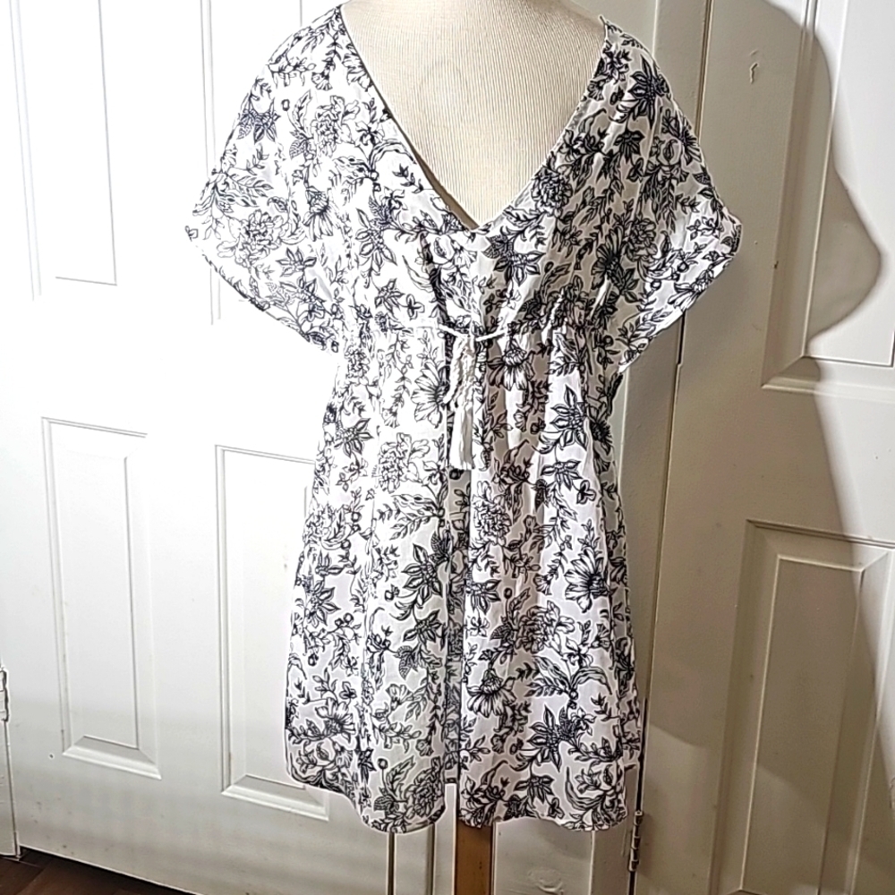 RALPH LAUREN, white with black floral print. OS. Empire waist tie cover up.